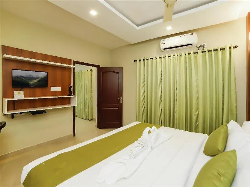 Sreepathi Indraprastha Hotel Guruvayur