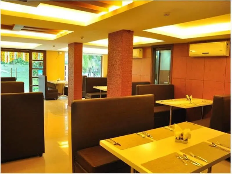 Sreepathi Indraprastha Hotel Guruvayur 4*,